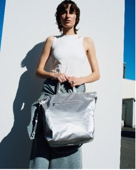 レスポートサックと、10周年を迎えたファッションブランド「Ameri」と