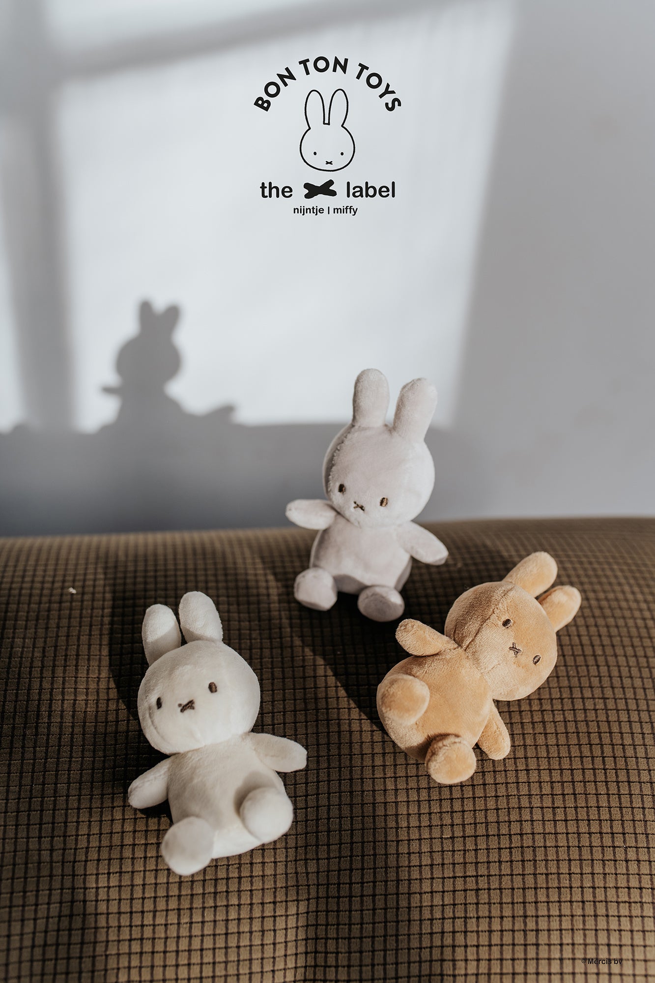 ミッフィーのぬいぐるみがボックスに入った新コレクション『the X