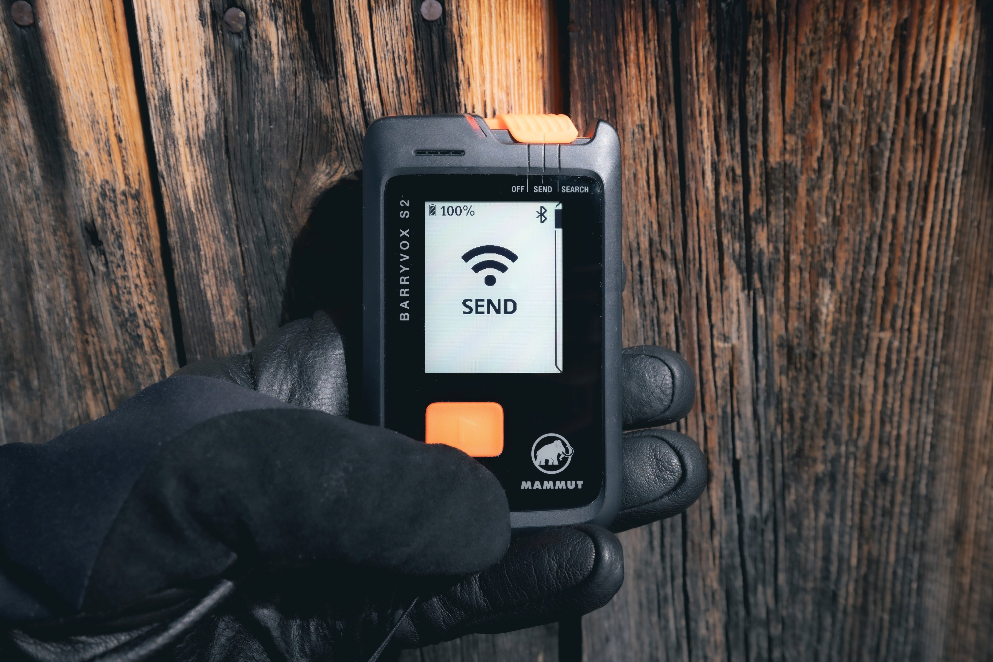 マムートが世界に誇るアバランチビーコン「Barryvox」シリーズが7年