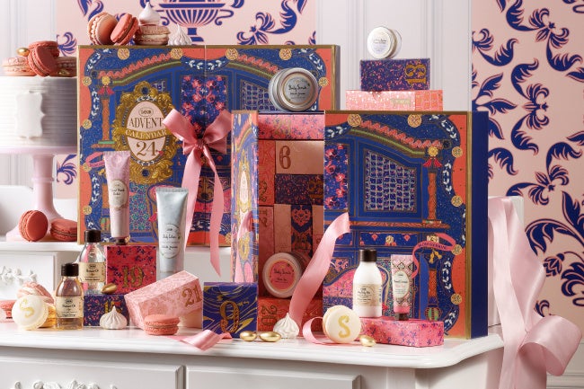 人気のアドベントカレンダーが今年も登場。24個のボックスを開けるたび