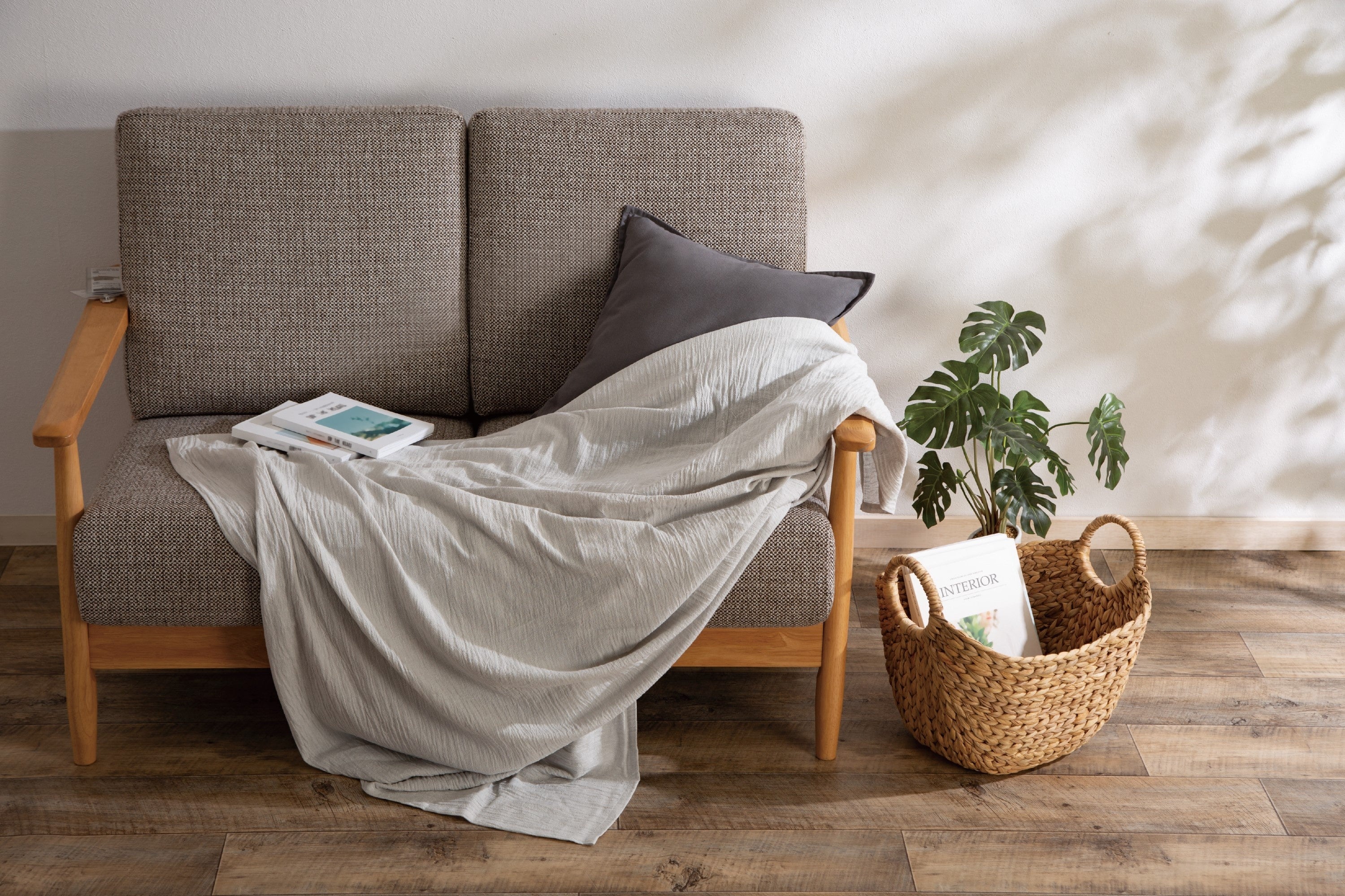 ニトリ】天然素材が心地いい！フレンチリネンが入ったタオルケットが新