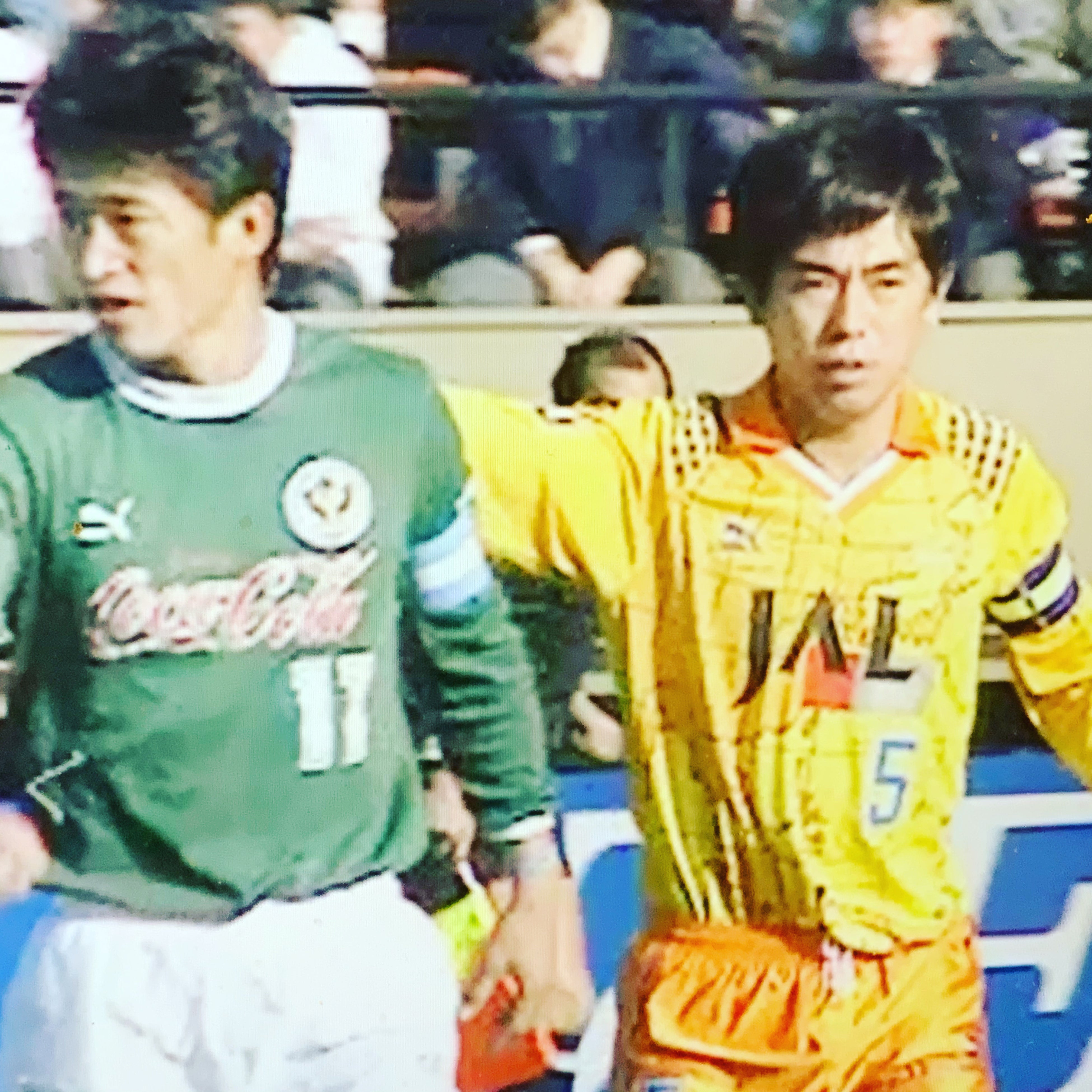 サッカー界のレジェンド・三浦知良選手、兄の三浦泰年氏が少年時代を