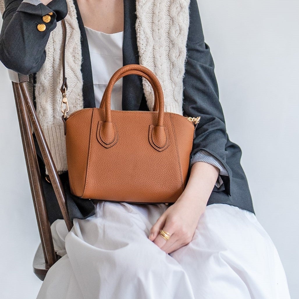 2023年 春バッグ】全5種類のロングセラーバッグに新色「キャメル」が