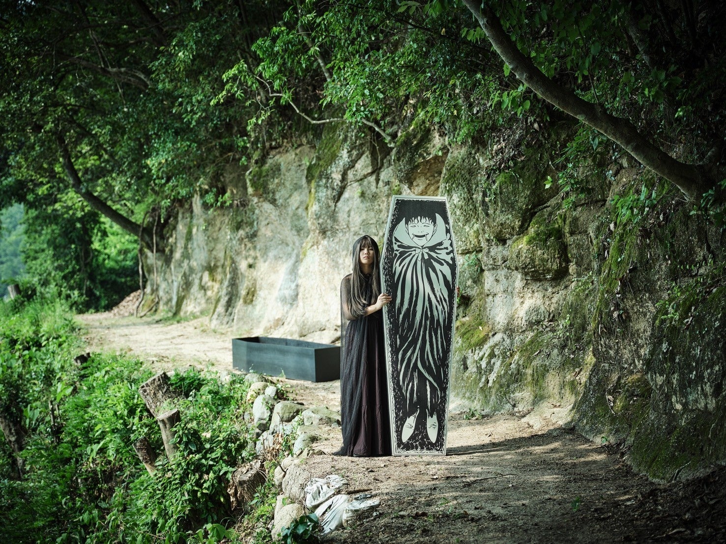 GRAVE TOKYO、ホラー漫画の巨匠・伊藤潤二氏とのコラボレーション棺