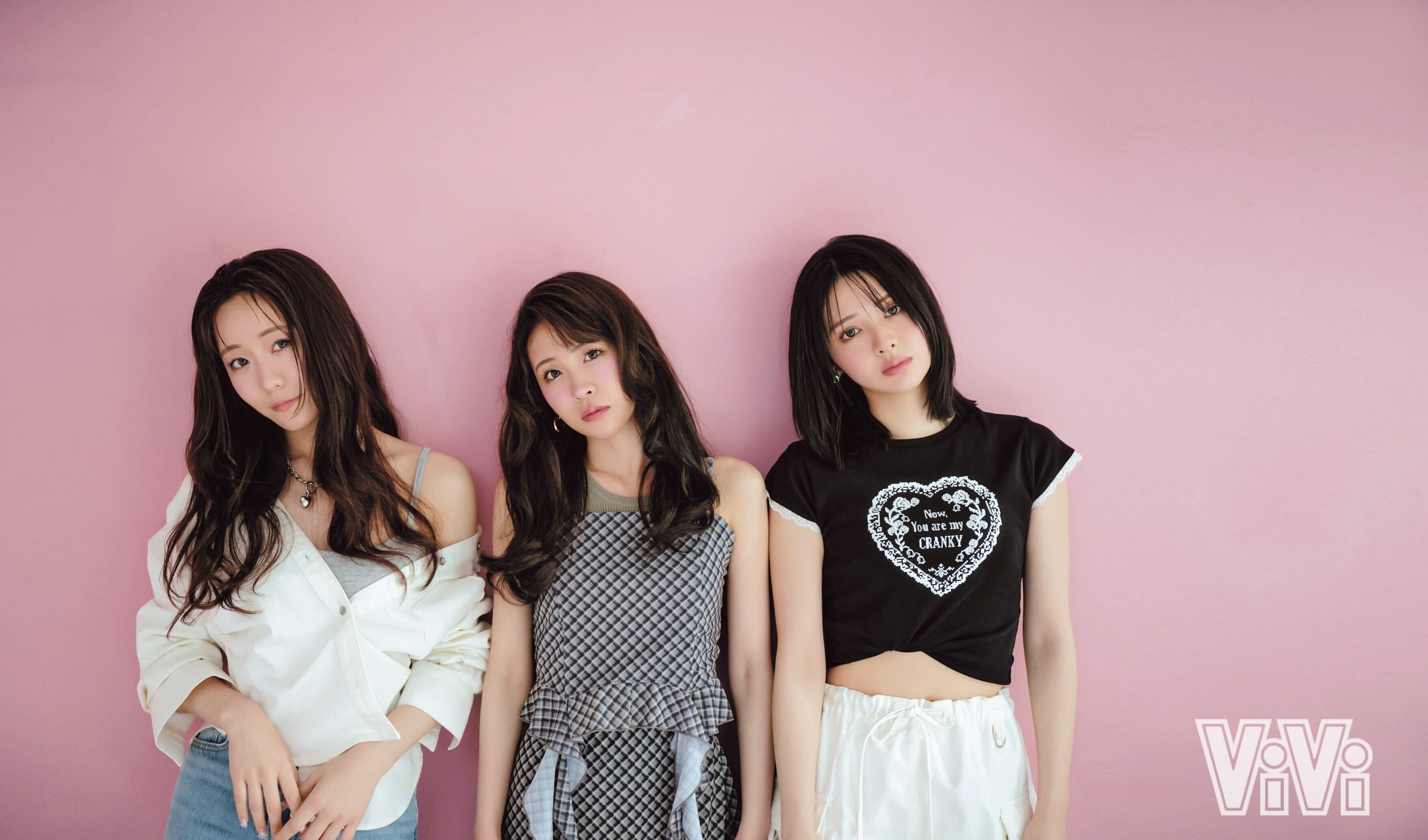 FRUITS ZIPPERの3人による人気コスメ品評会】 | 株式会社講談社の