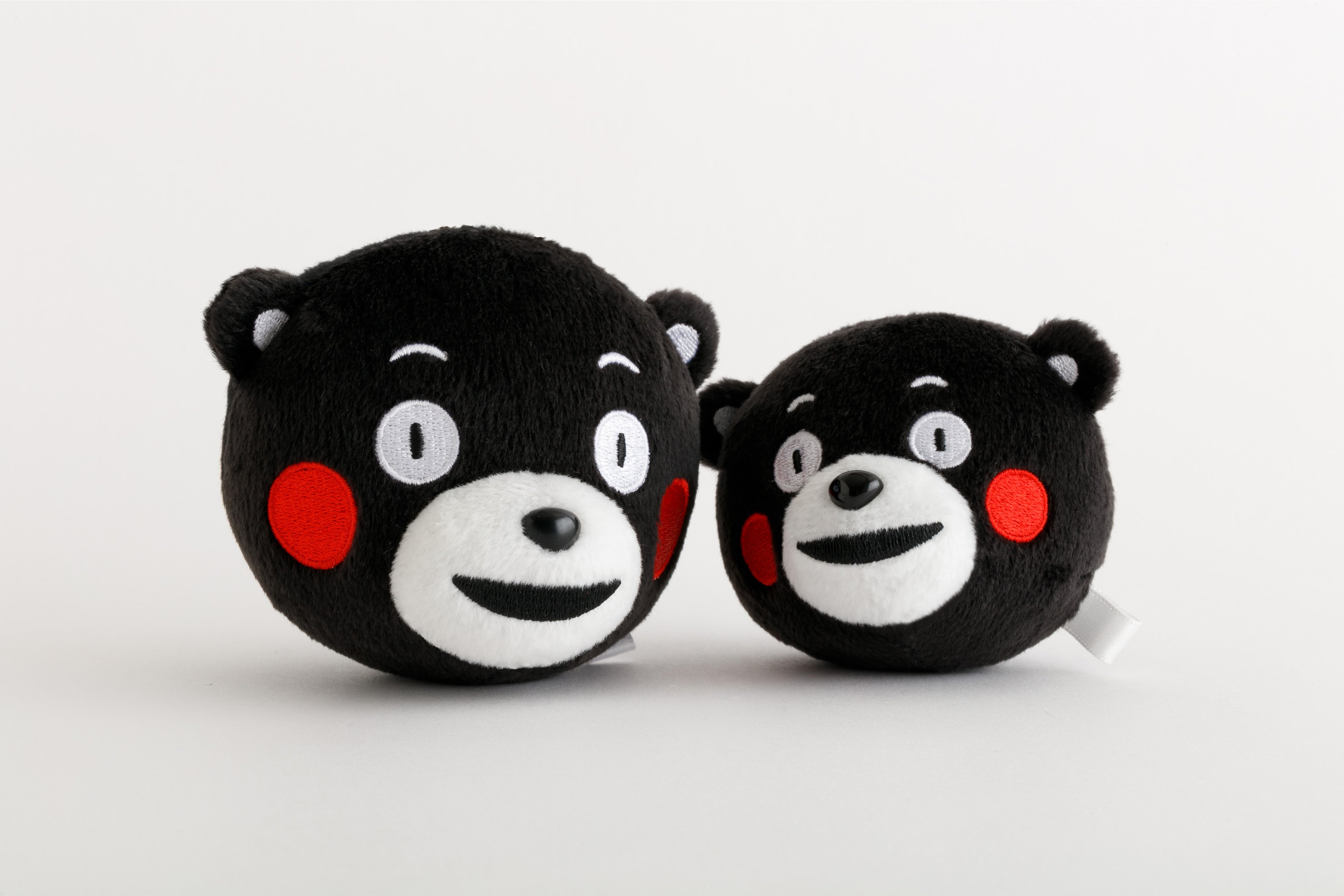 サンエックス」制作によるくまモンのぬいぐるみシリーズ第2弾