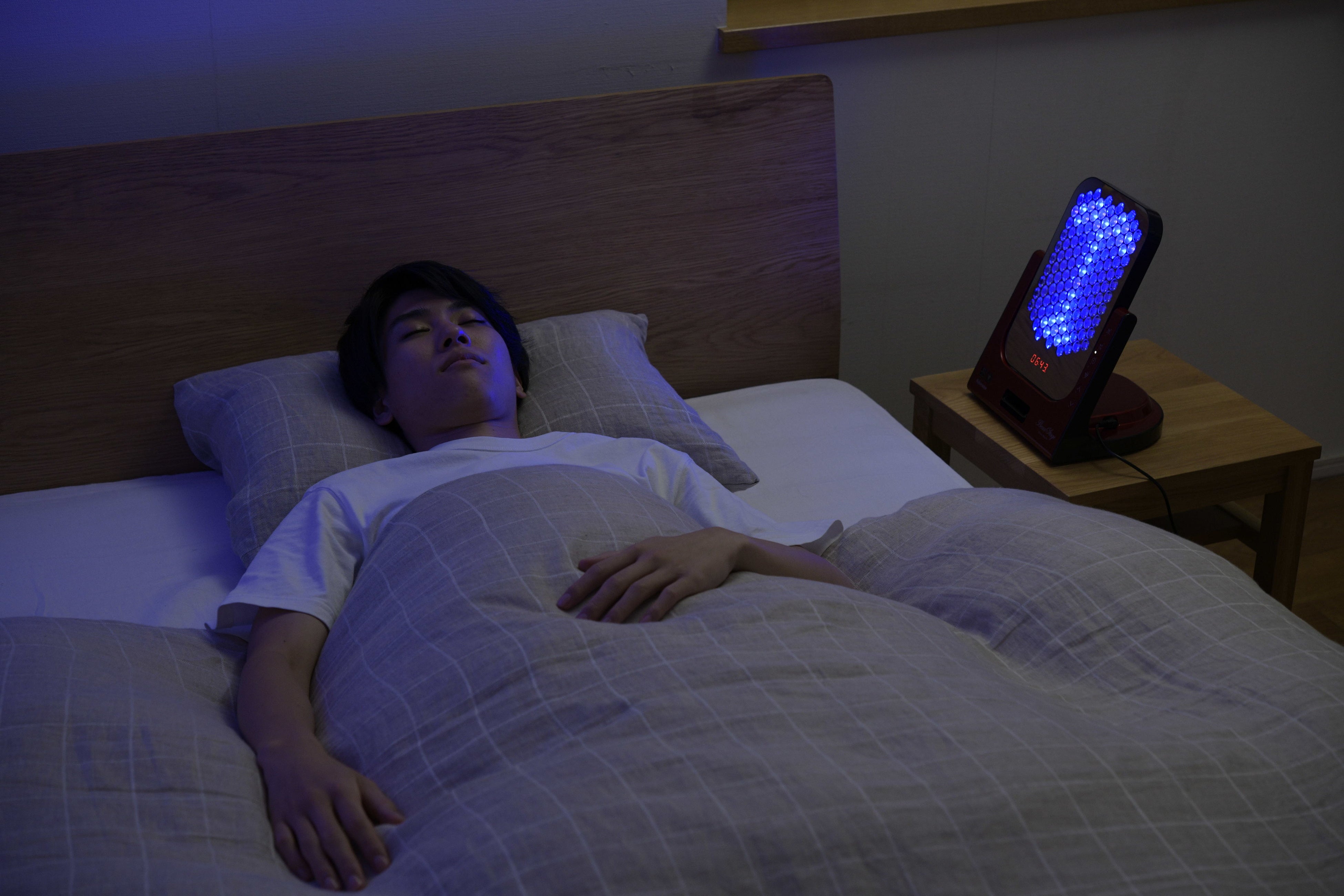 アデランス×シャープ 共同開発第6弾＞美輝神（ビルガ）があなたを美の