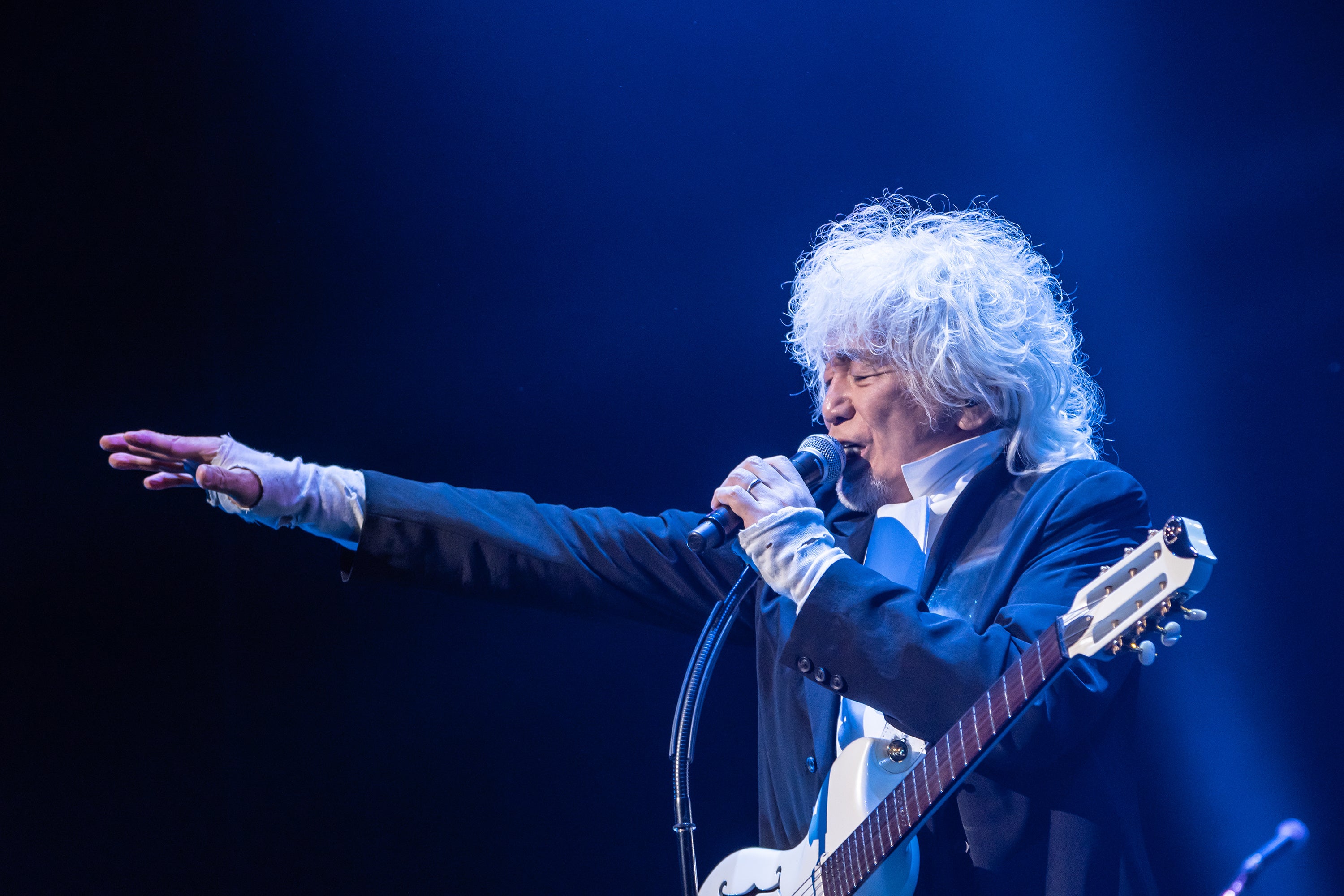 ライブレポート】玉置浩二 with 故郷楽団 10周年ツアーのファイナル