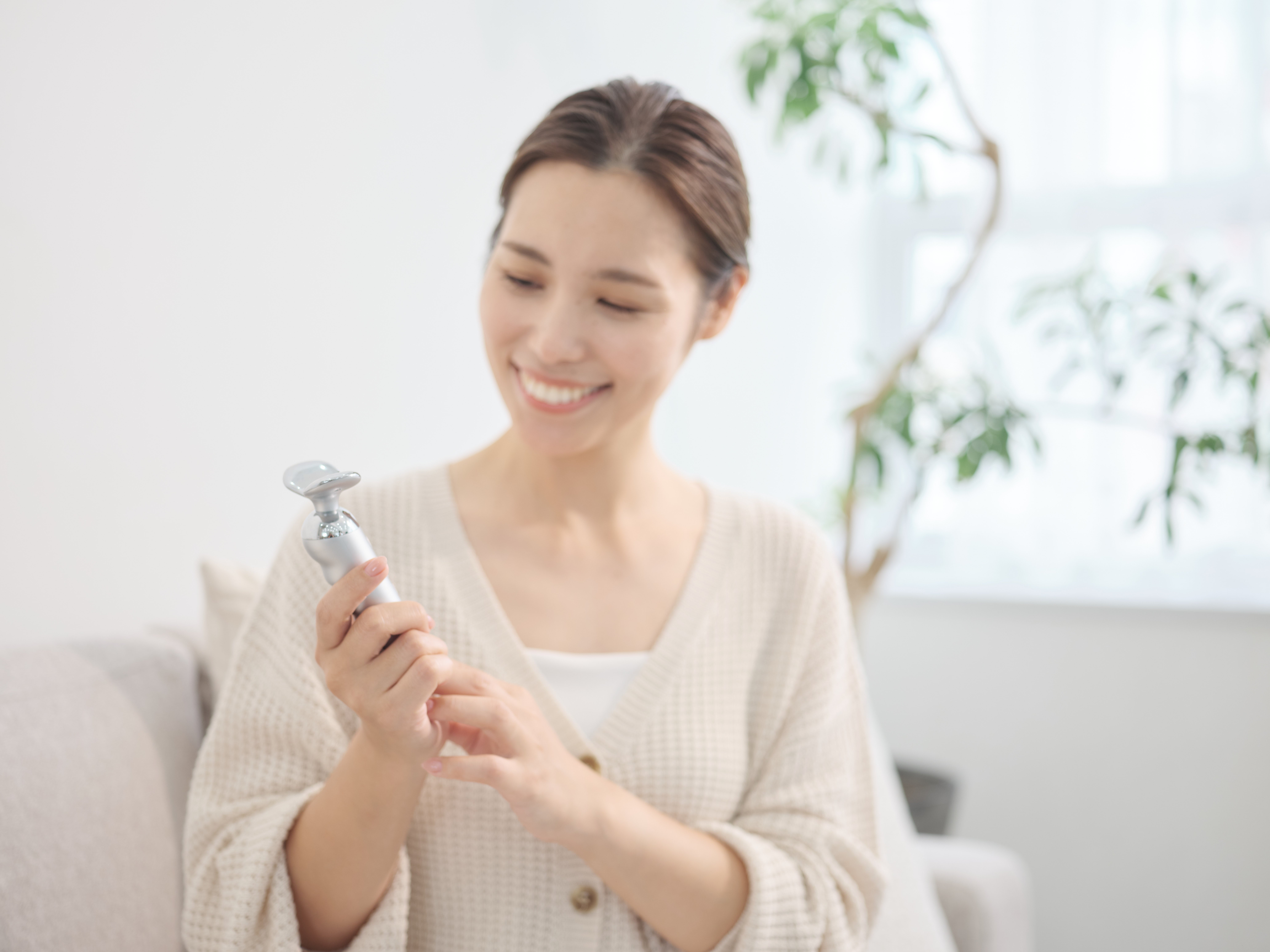 新商品「スタイリーフェイス」販売開始 | 株式会社ルネサンスのプレス