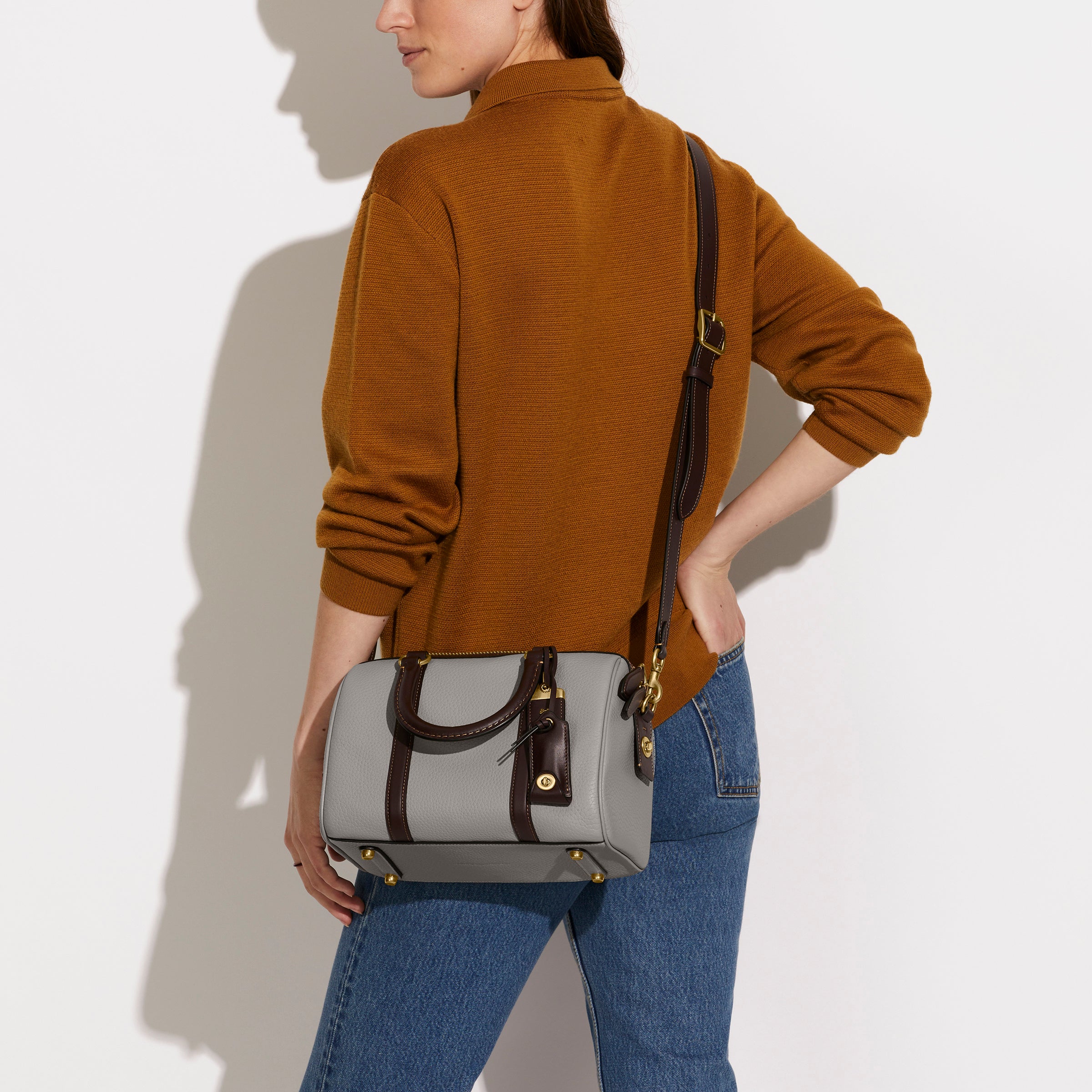 コーチ、新作バッグ 