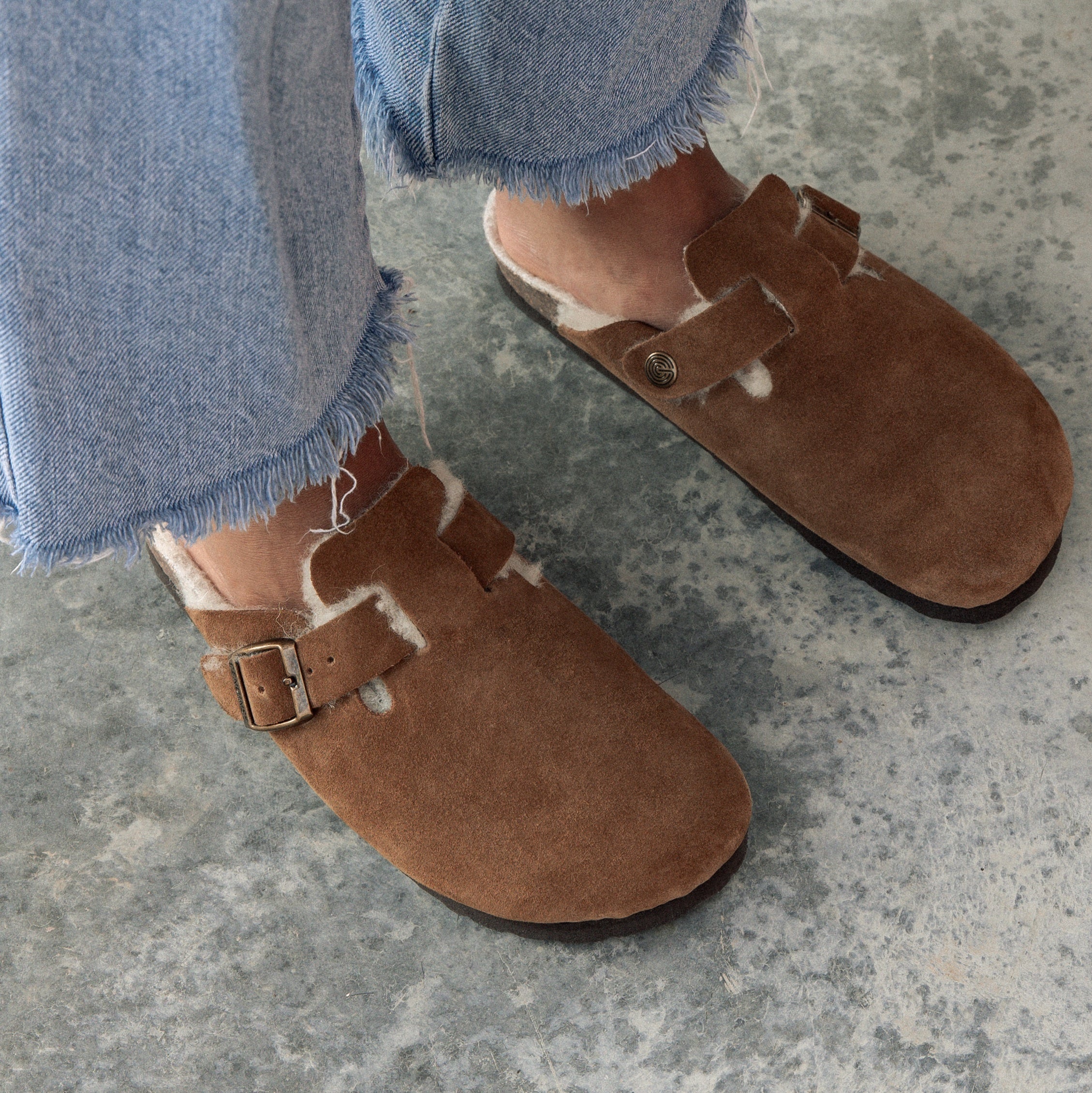 秋から冬まで長く活躍するクロッグサンダルが充実！スペイン発の