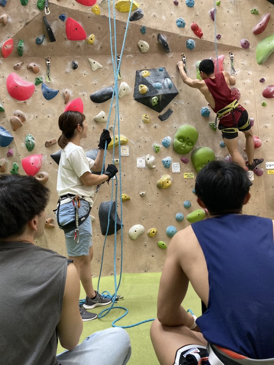 クライミングジム & ボルダリングジム & ショップ PUMP2 KAWASAKI 川崎店