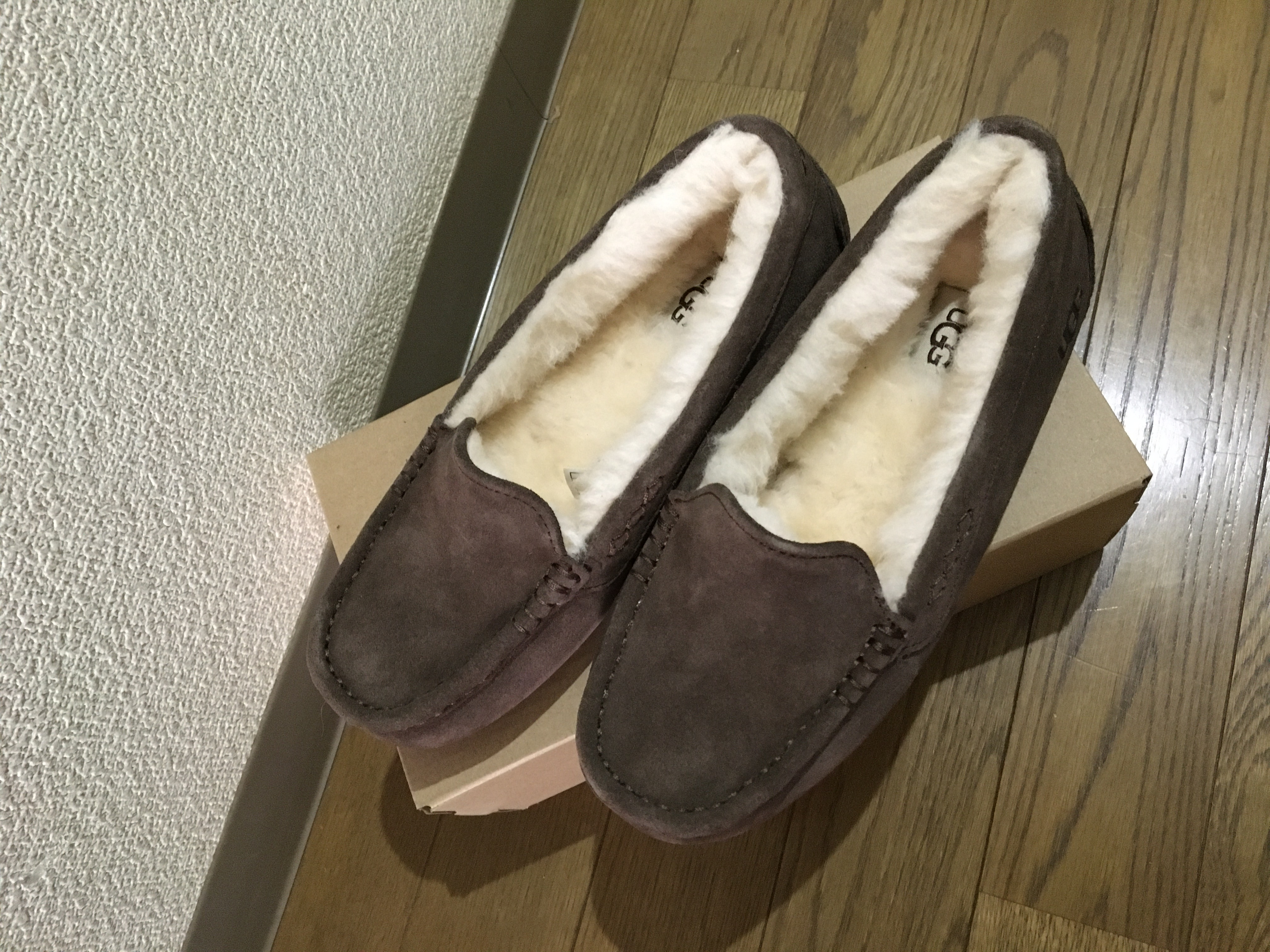 アグ UGG アンスレー モカシン （エスプレッソ） -waja bazar - 海外