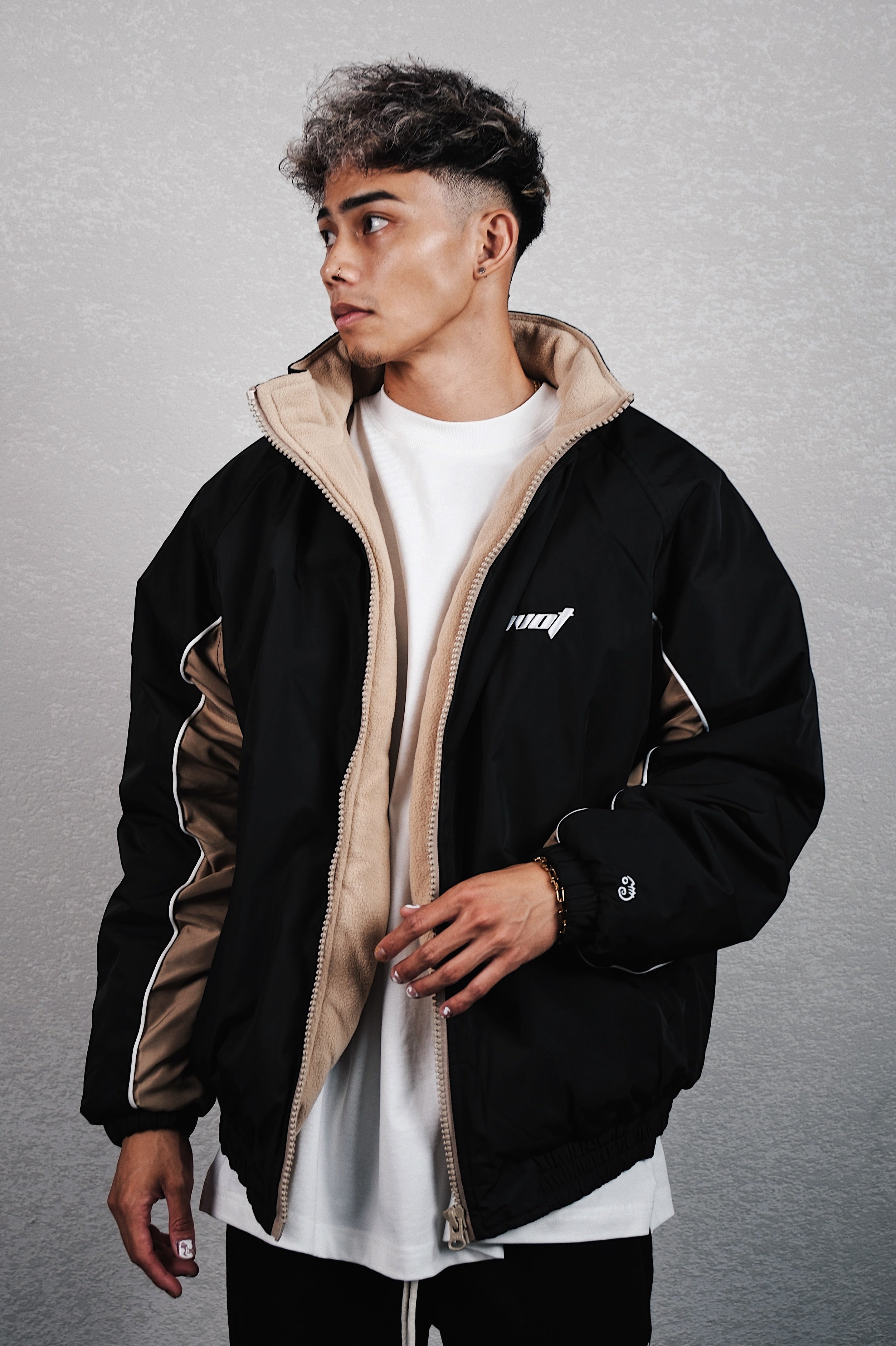 Pvot Crew Stadium Jacket (Black / Beige)