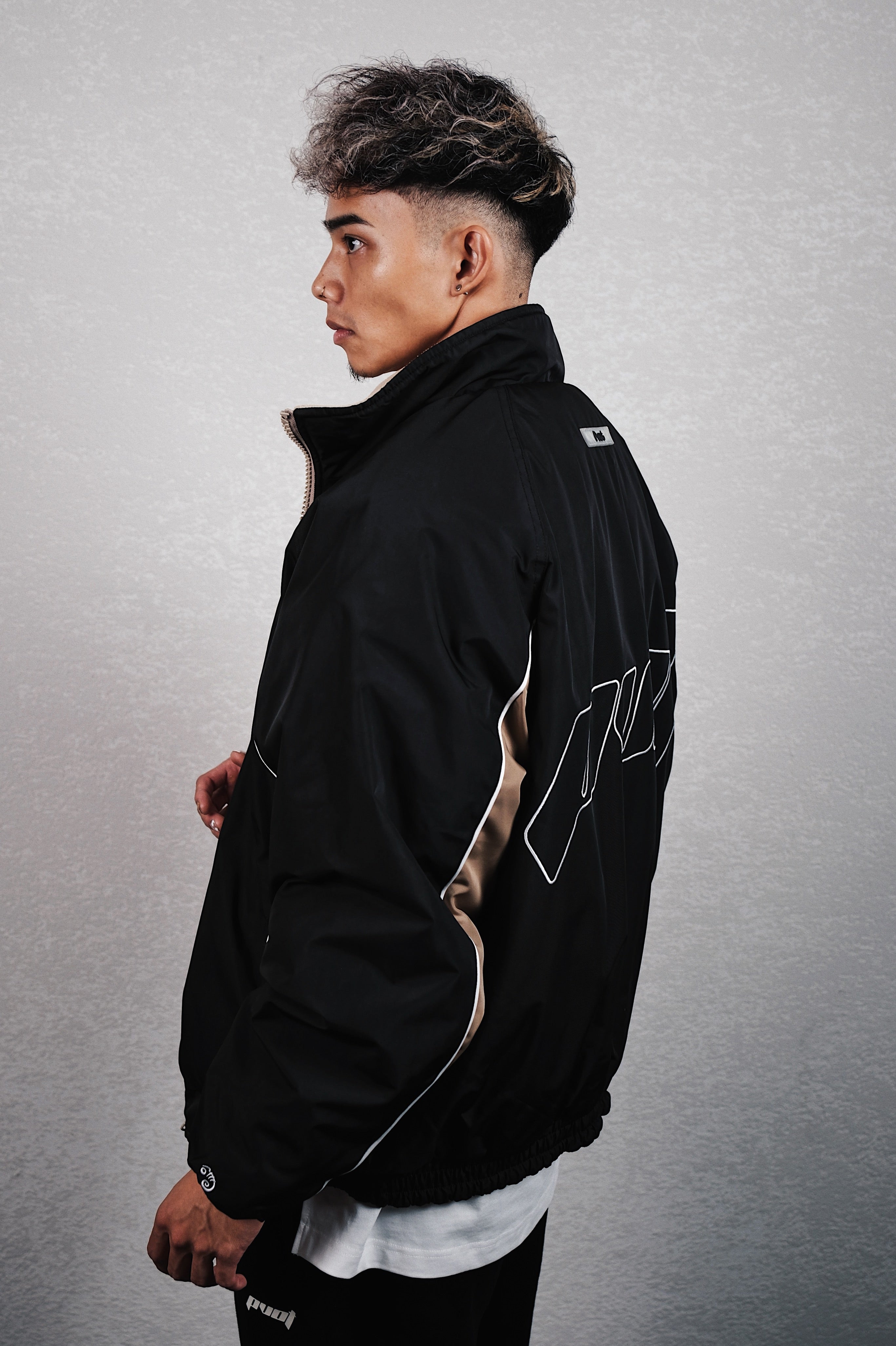 Pvot Crew Stadium Jacket (Black / Beige)