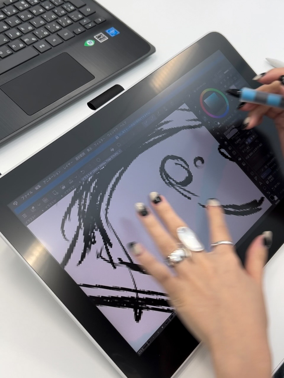 ここまで直感的になった！ ワコム最新の液タブ「Wacom One 13 touch
