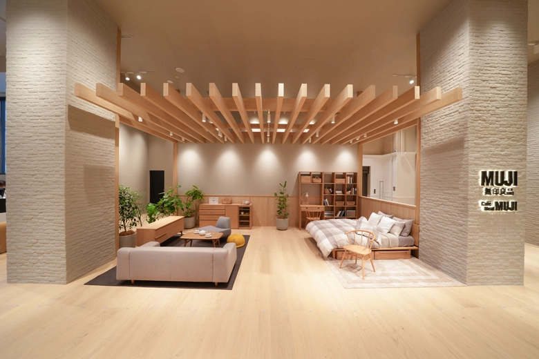 新たな「無印良品」が誕生、深澤直人監修のシンプル×上質空間 │ QUI