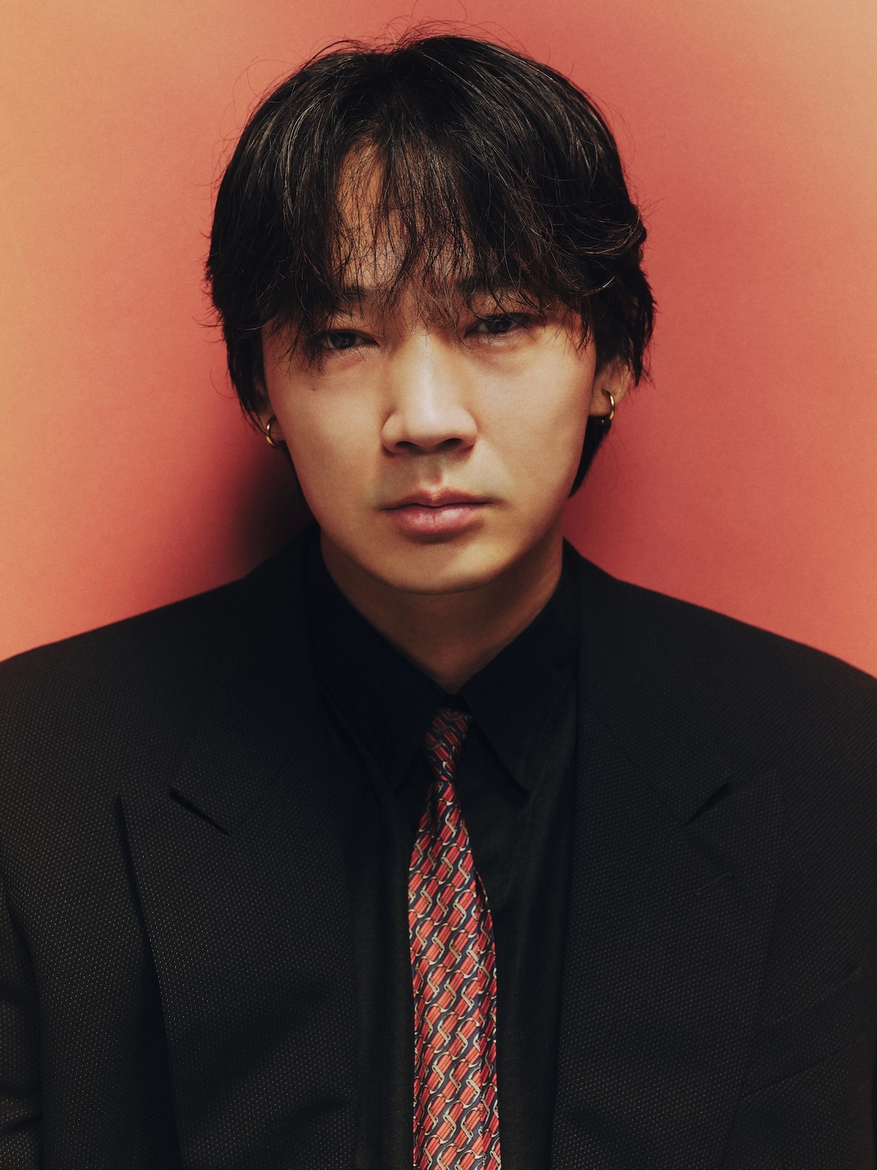 綾野剛 – 好きがすべてを凌駕する │ QUI - Fashion & Culture media