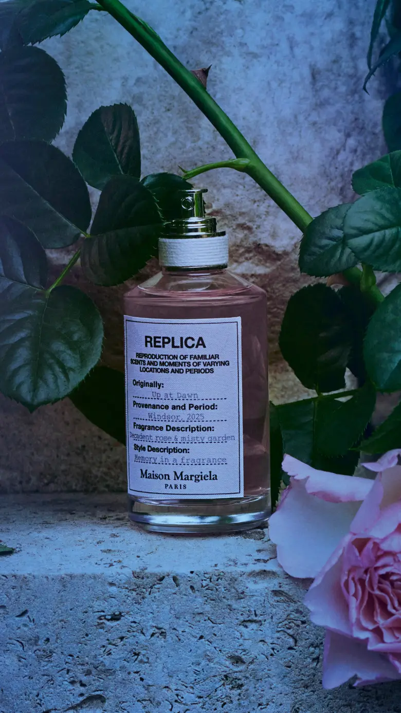 Maison Margiela Fragrances、新作「アップ アット ドーン」2/5（木