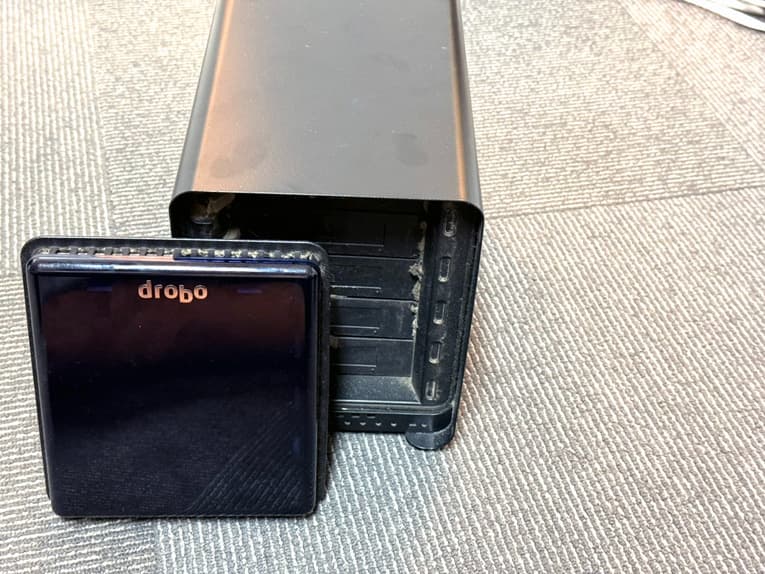 drobo241221-7.jpg