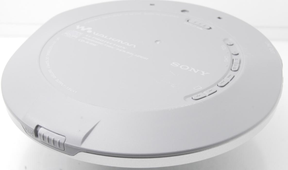 楽天市場】ソニーグループ SONY CDウォークマン シルバー D-NE730(S