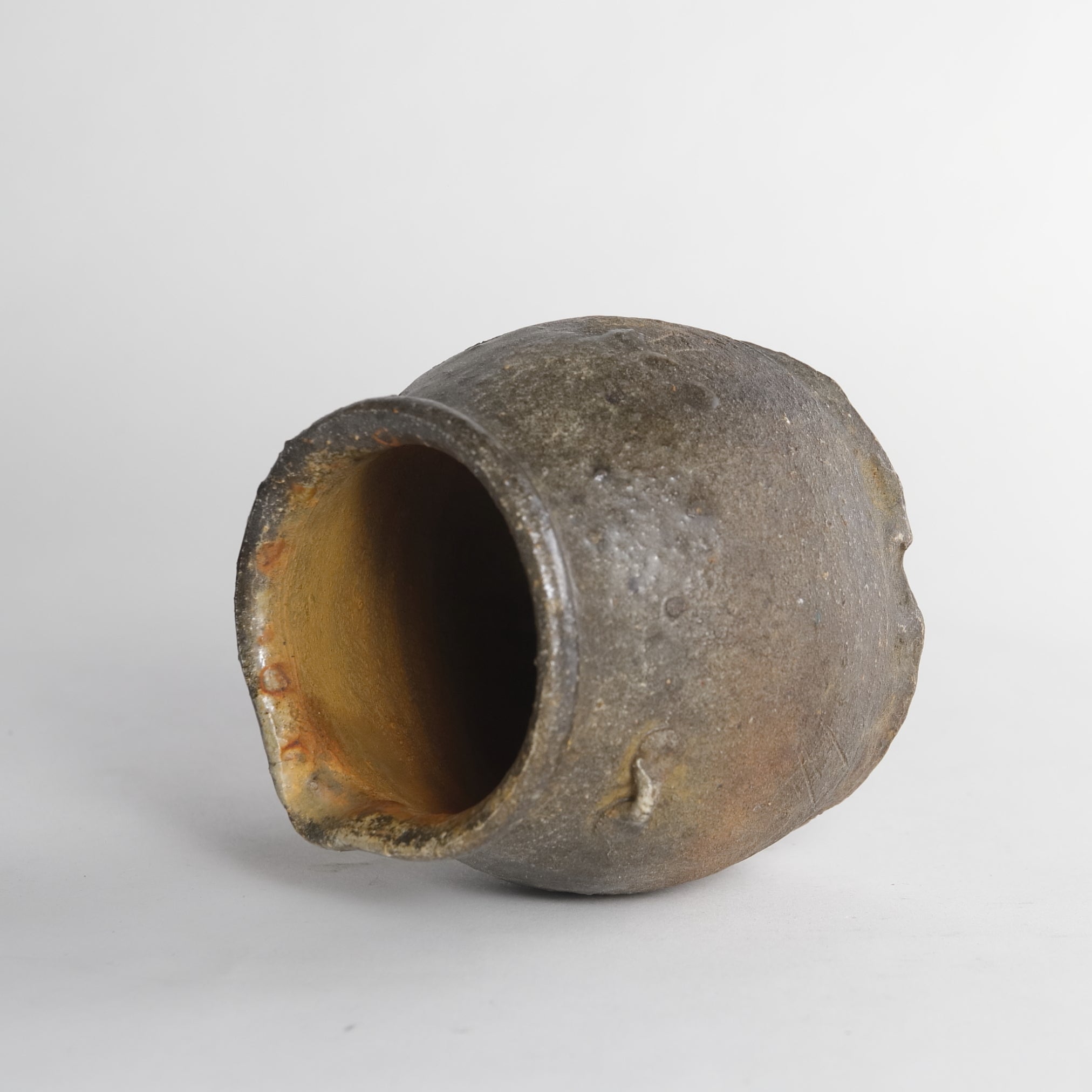 室町時代 古越前 お歯黒壺（1336–1573 CE） | 入蘆花（ロカニイル）