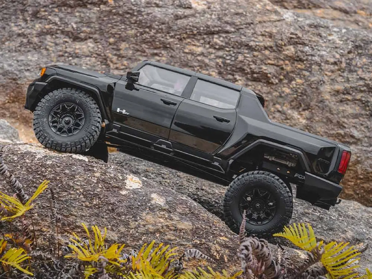 ハマー】FMS 1/18スケール FCX18 Hummer EV ピックアップ | Rock'n Crawler