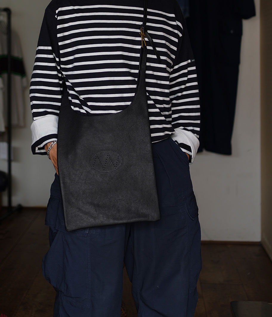 NICENESS LOWE.B-MIDI [BLACK] - Fresh Service NECESSARY or