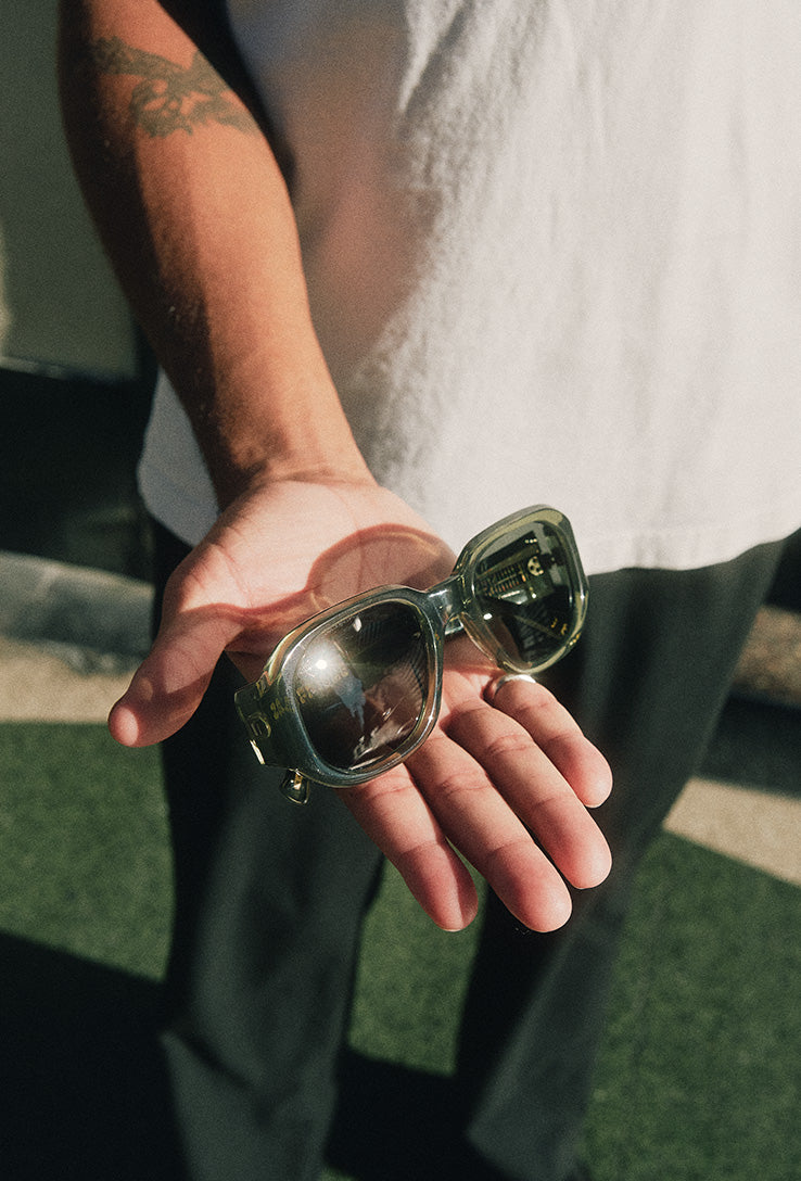 ZOUK-Cambria / Green Polarized-53 – RAEN