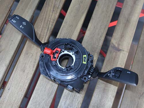 BMW 2シリーズクーペ ( F87 ) 純正ハイビームアシストスイッチ付