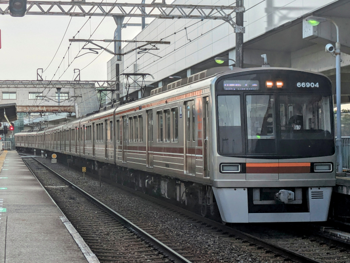 大阪市営地下鉄66系 66604F編成 (東吹田検車場) 鉄道フォト