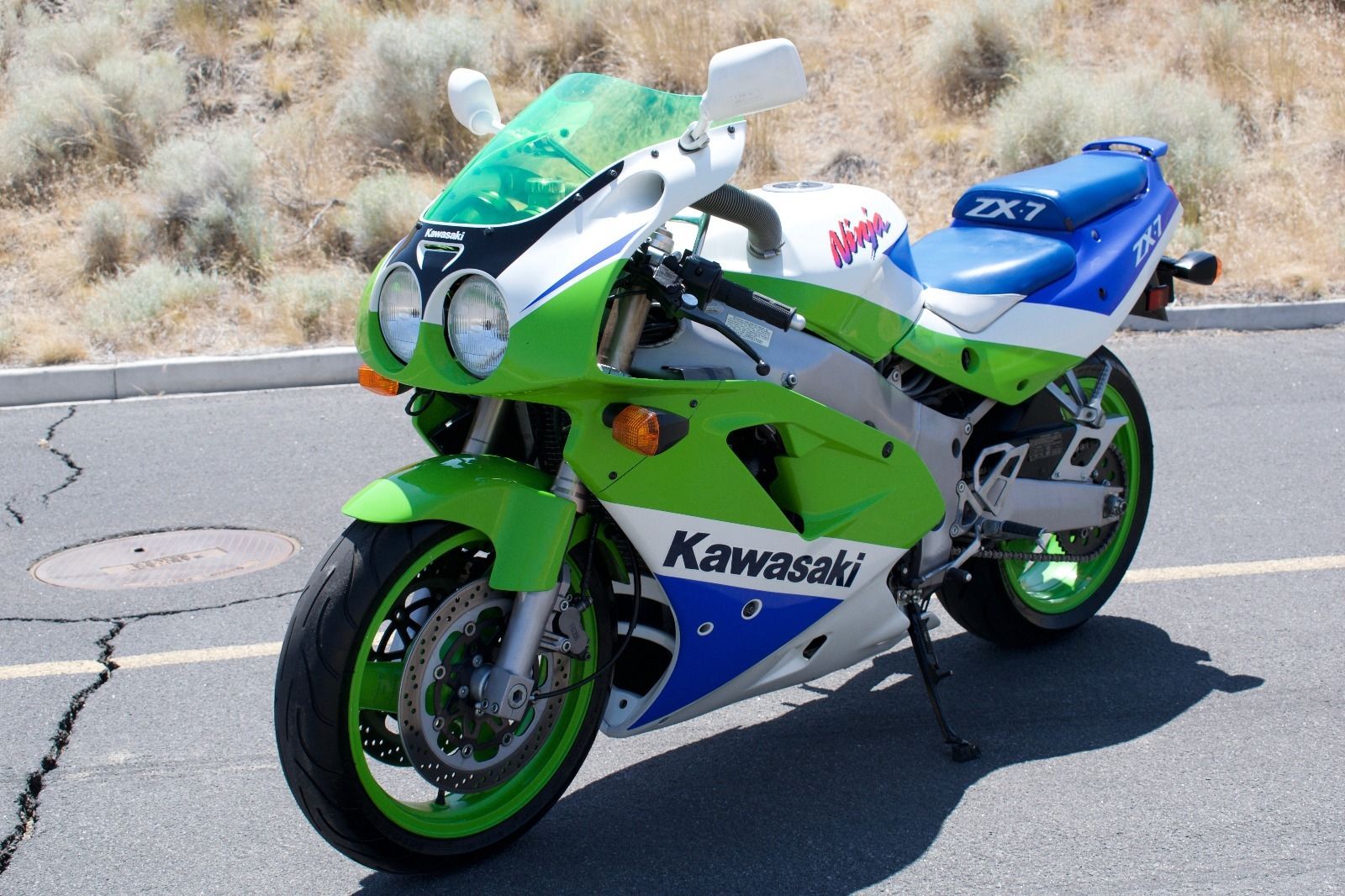 Kleen Klassic Kawi: 1992 Kawasaki ZX-7 for Sale - Rare