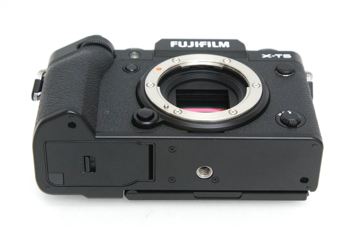 FUJIFILM X-T5 ボディ [ブラック] センサー清掃済み CA01-R1646-2Q1A