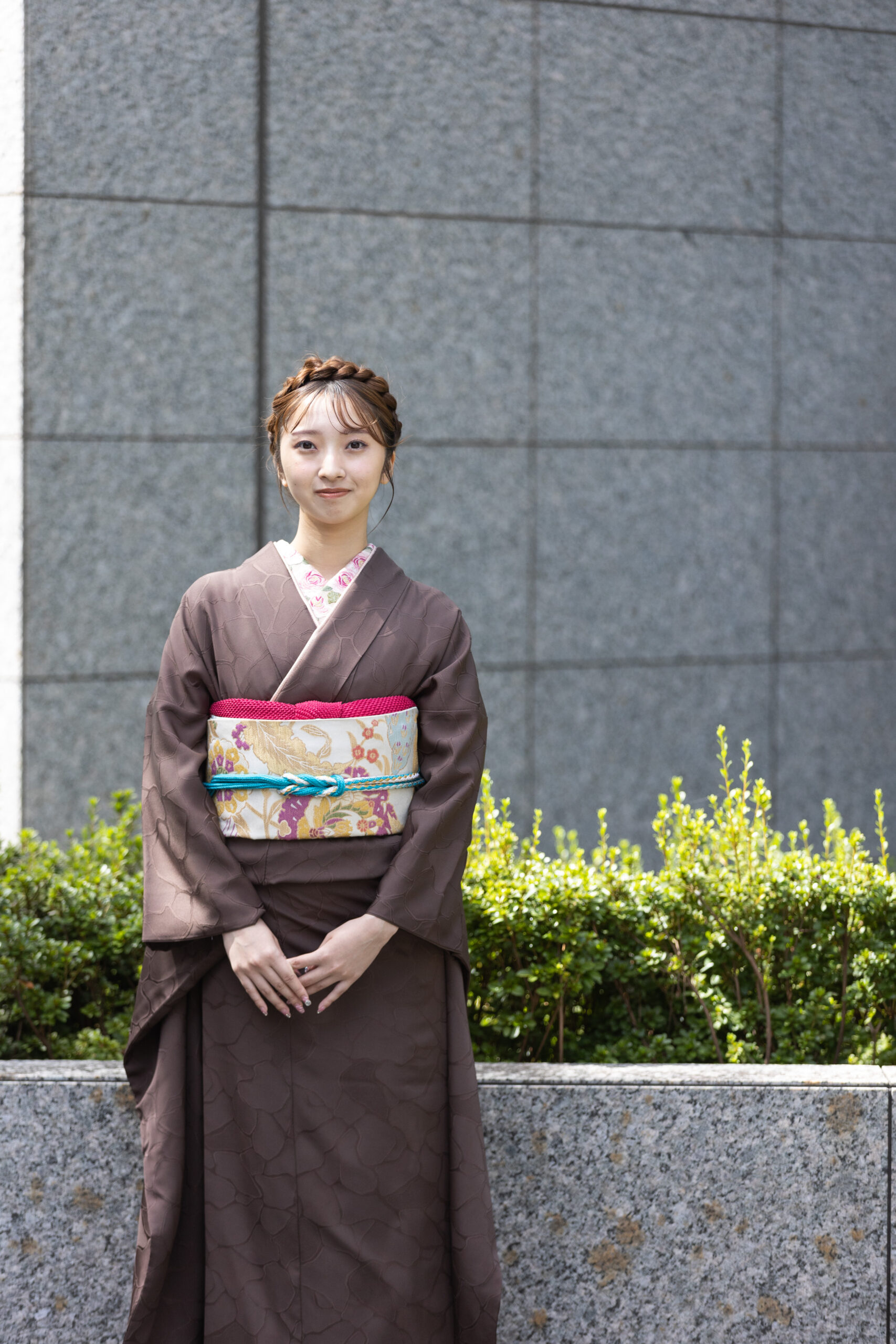 A-93 焦げ茶色無地／石畳地紋 - 円居の着物レンタル－東京・日本橋