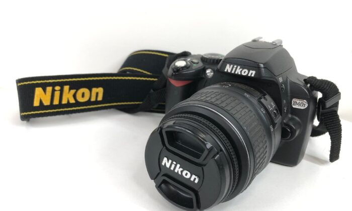 ペンタックス PENTAX K-r ボディ イエロー×グリーン 動作未確認の買取