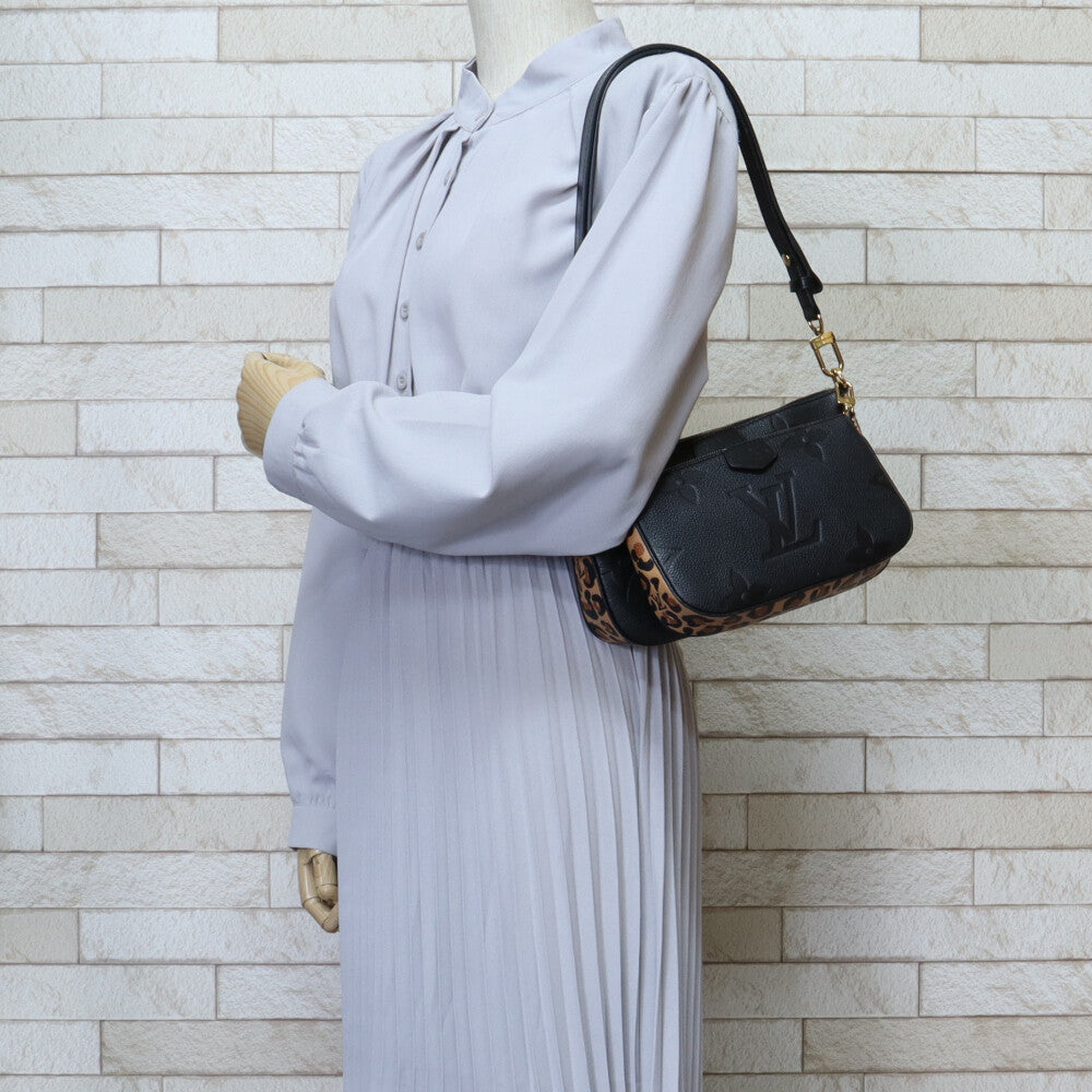 ルイヴィトン ミュルティポシェットアクセソワール モノグラムアン