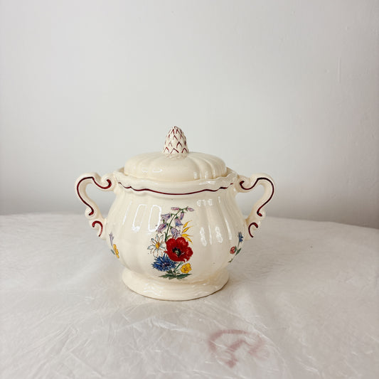 NEW ITEM – RedQueenCastle