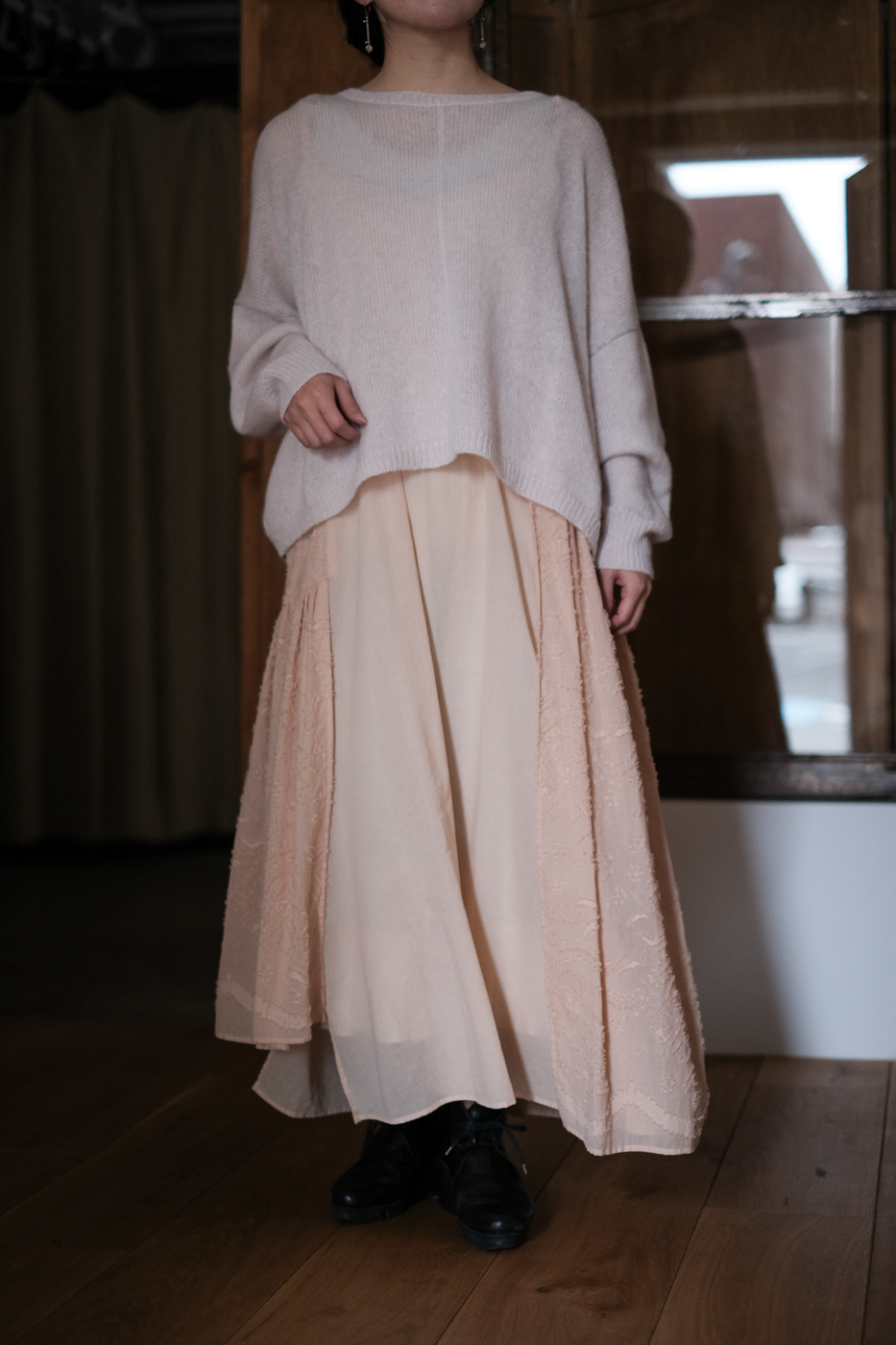 alpaca knitted cape col.pearl white | Re;li