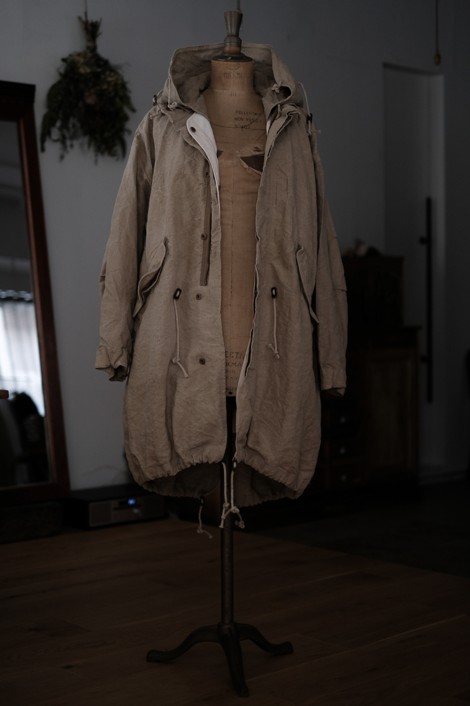Fish tail long coat with liner（Military linen vintage） | Re;li