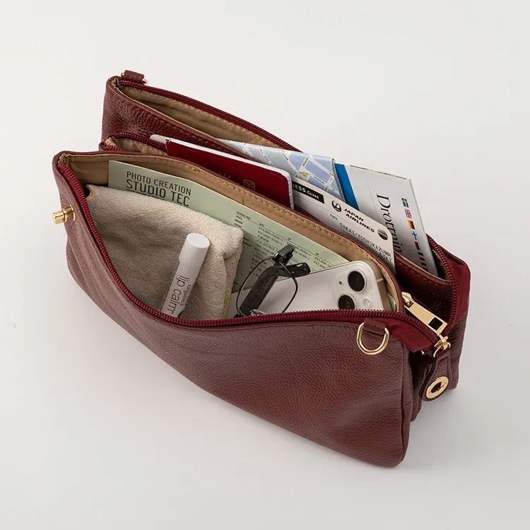 旅行時の貴重品全部入る」JAL限定“防犯機能つきお財布ショルダー”が