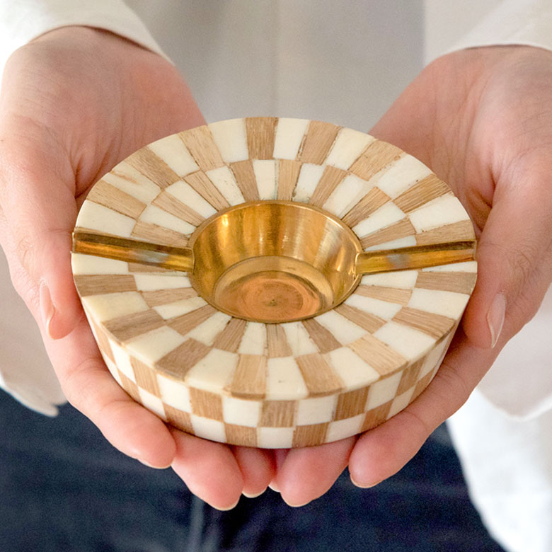 ラウンド灰皿 3タイプ MONIQUE CHARTLAND ボーン おしゃれ [90060-a