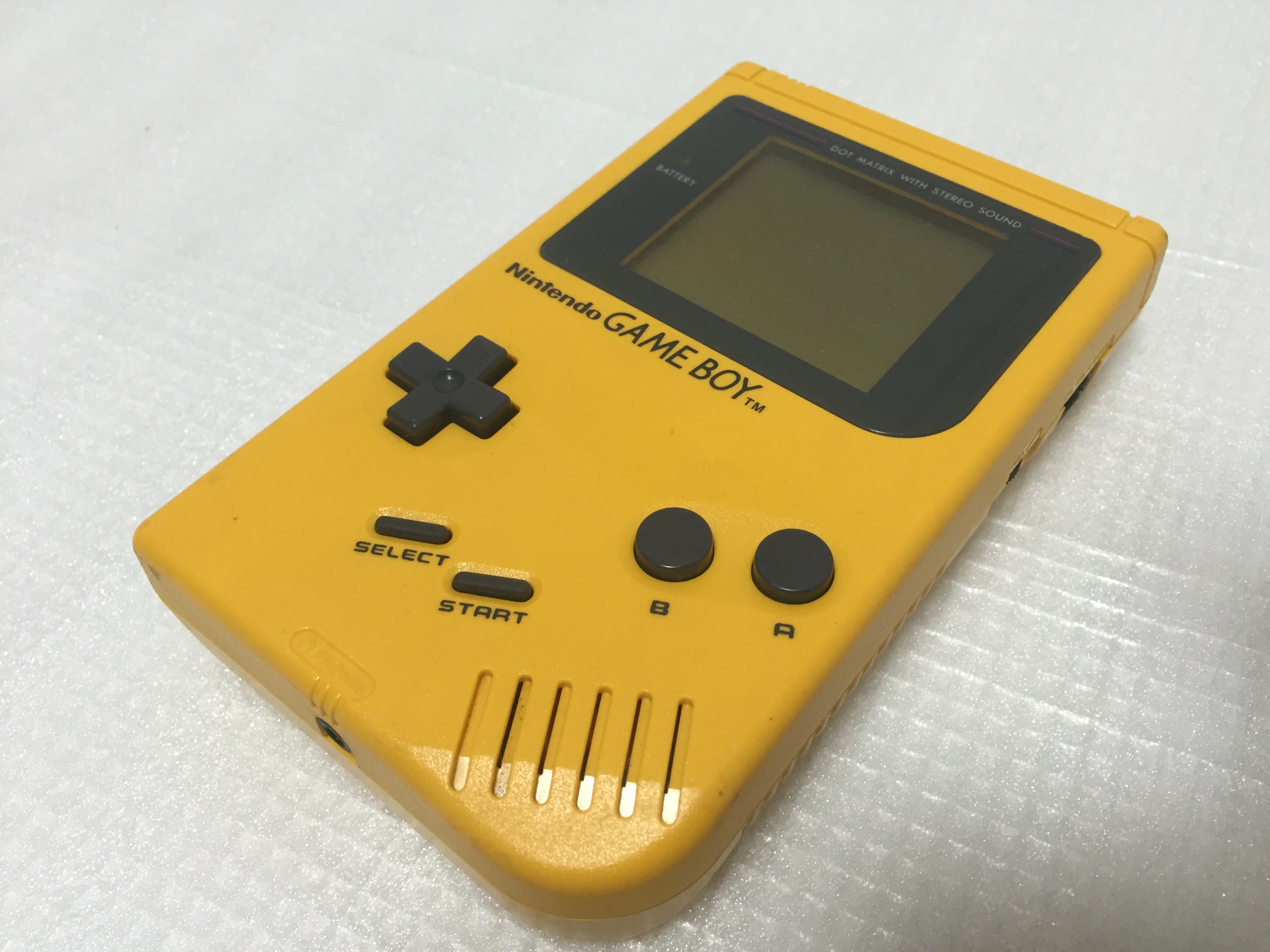 初代ゲームボーイ（旧タイプ）本体を買う際の注意点、新品・中古の相場