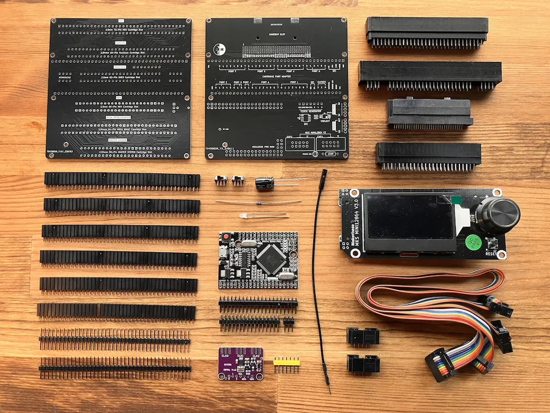 2025年 最新版】最強のレトロゲーム ROM 吸い出し機 cartreader V5 を