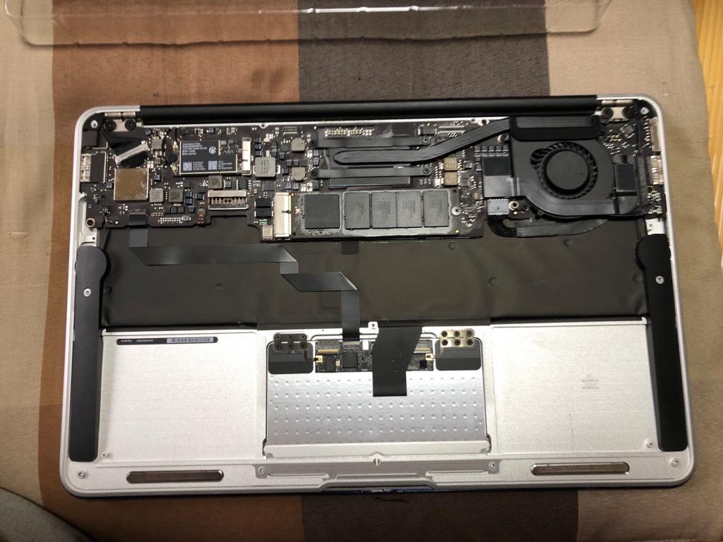 Apple アップル 新品 APPLE MacBook Air 11 inch A1370 A1406 A1465