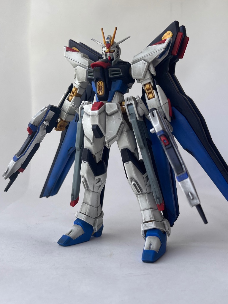 BANDAI ZGMF-X20A ストライクフリーダムガンダム （1/144スケール HGCE