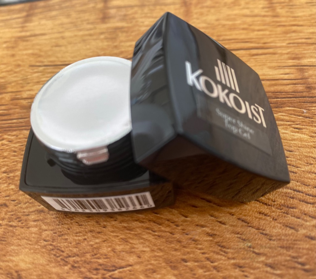 ココイスト KOKOIST スーパーシャイントップジェル 4g コンテナタイプ
