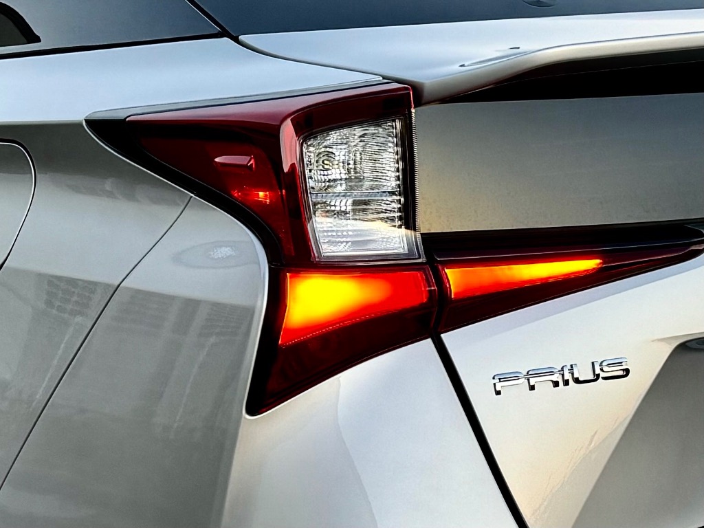 プリウスZVW50後期【TOYOTA】トヨタPRIUS純正USテールライト外側左右