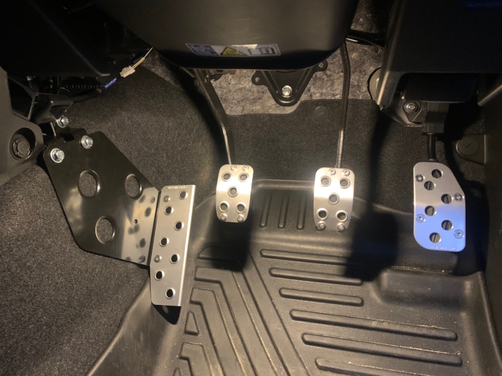 SC】ジムニー MT車用 ドライバーズフットレスト マニュアル車用