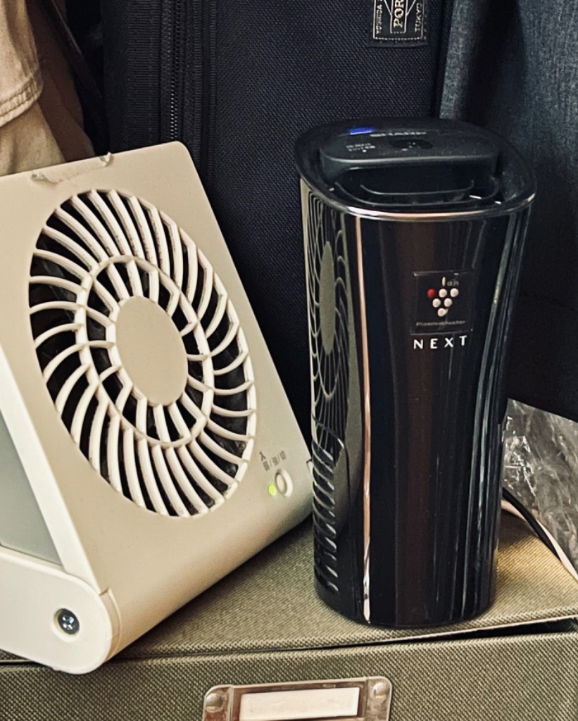 SHARP（シャープ） イオン発生機 IG-MX15-B SHARP ブラック系 車載用