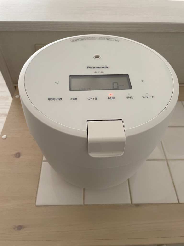 ☆Panasonic / パナソニック SR-R10A-W [ホワイト] 【炊飯器】の